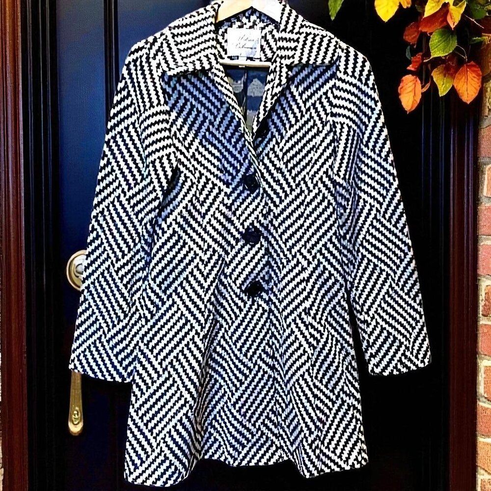 *CLEARANCE* URBAN BEHAVIOR Fishbone chevron stripe light long coat jacket Sz L